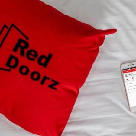 Reddoorz Near Amikom Yogyakarta Salakan Exterior foto